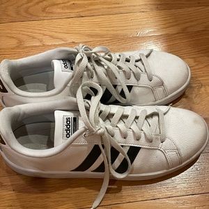 ADIDAS vintage sneaker: Size 11 W